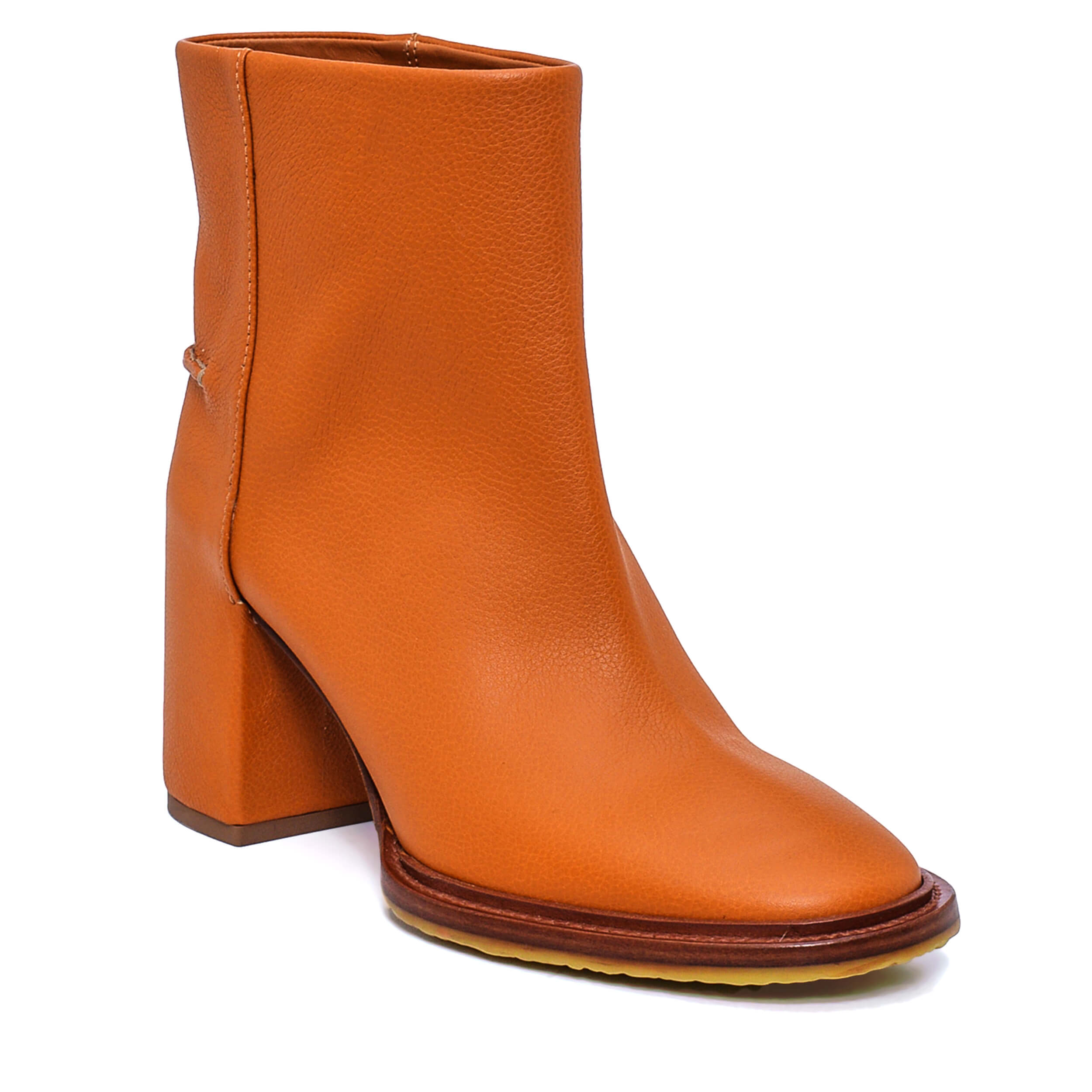 Chloe - Tabac Grained Leather Ankle Boots / 38